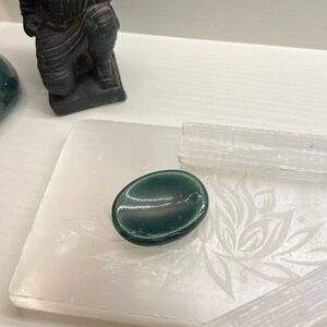 Worry Stone - Green Adventurine
